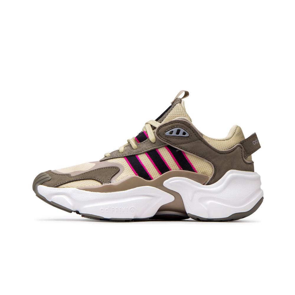 adidas-originals-wmns-magmur-runner-desert-sand-ee5144-1.jpg