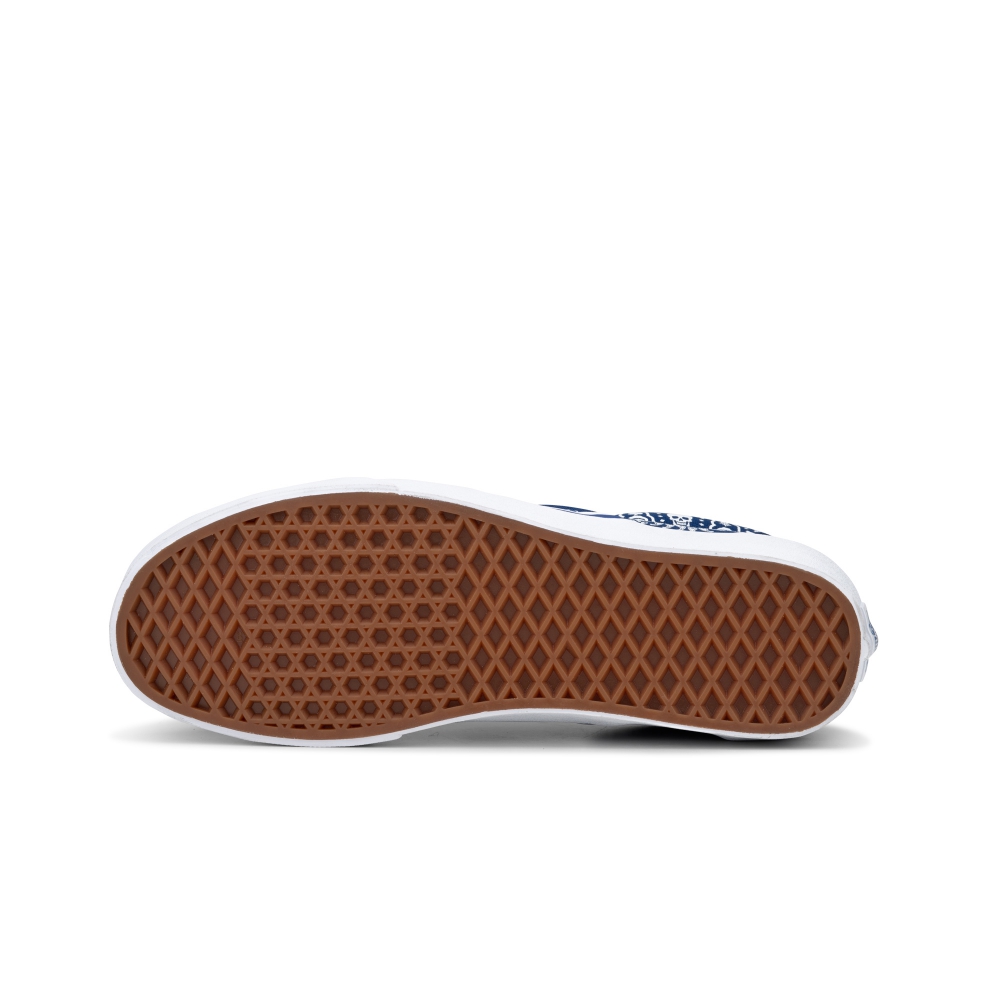 vans-ua-classic-slip-on-bandana-true-blue-vn0a33tb42u1-4.jpg